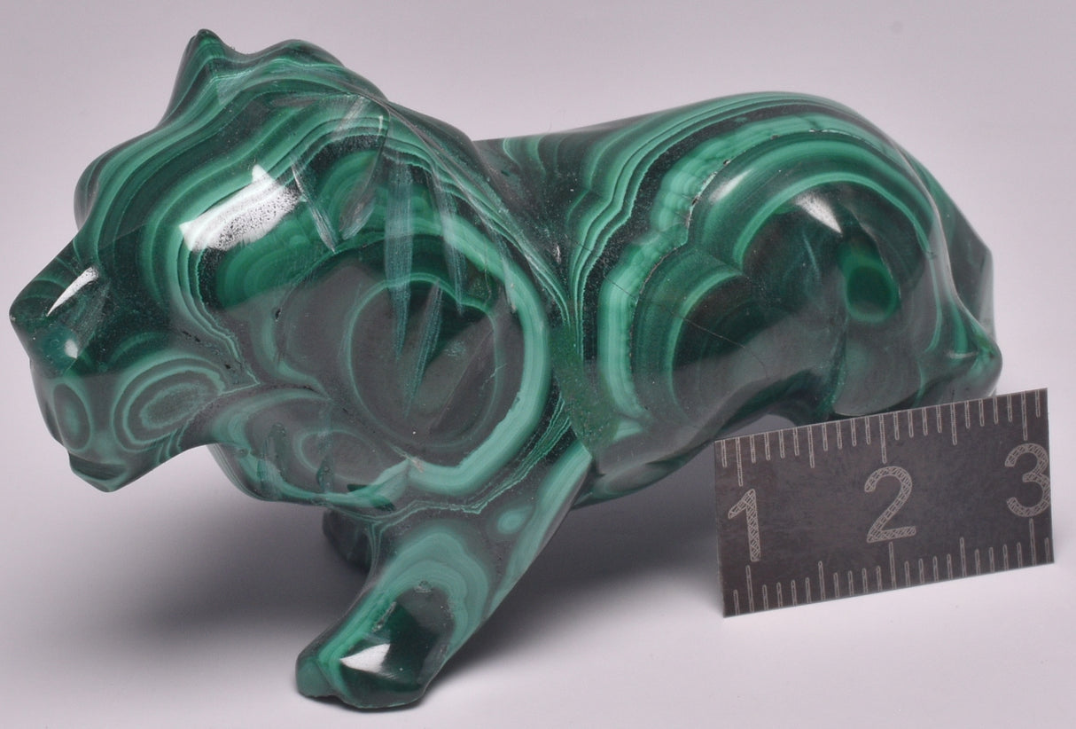 MALACHITE CRYSTAL LION CARVING P834