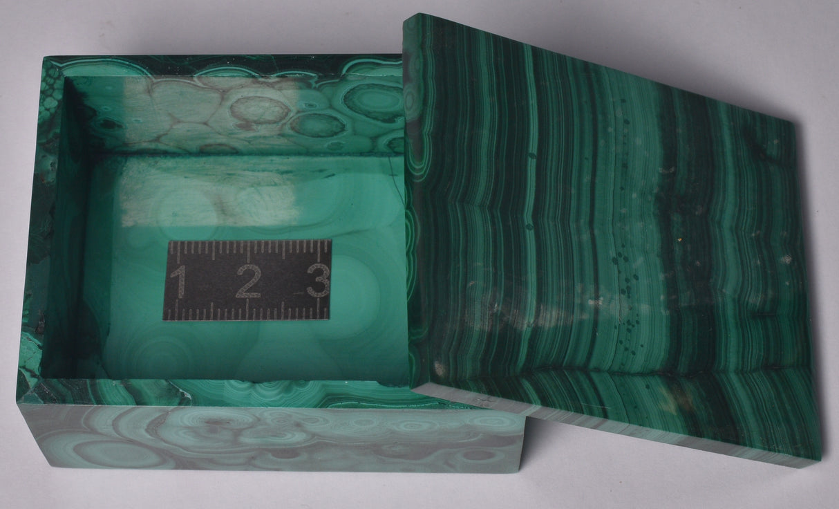 MALACHITE TRINKET BOX P466
