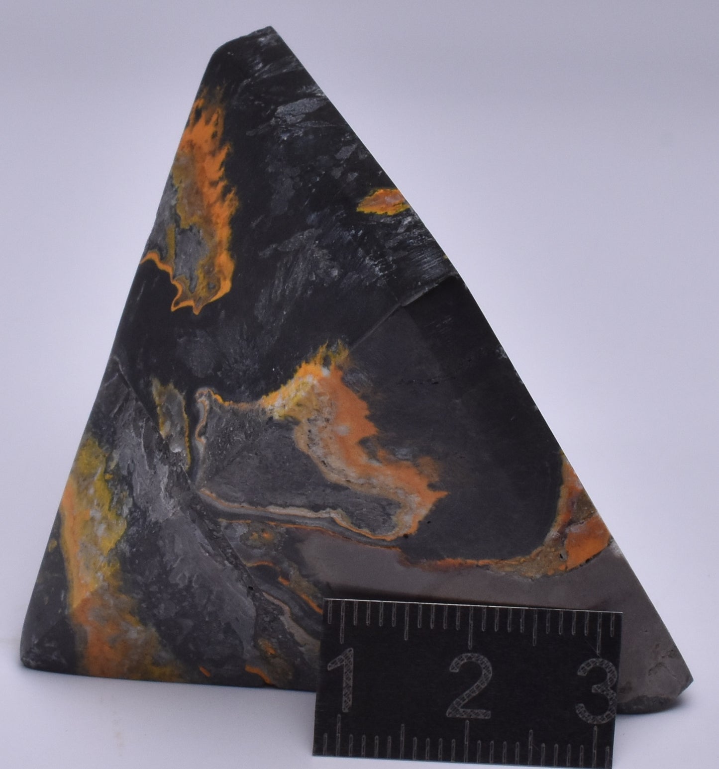 BUMBLEBEE JASPER CRYSTAL PYRAMID CARVING 5 CM P754