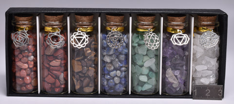 CHAKRA SET of 7 CRYSTALS IN A BOTTLE C18