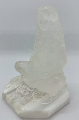 MOTHER EARTH QUARTZ CARVING P122